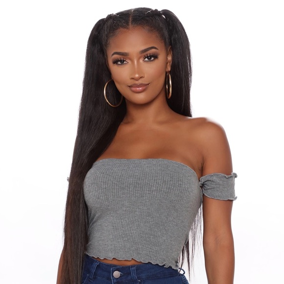 FashionNova | cropped top size small - Picture 3 of 8
